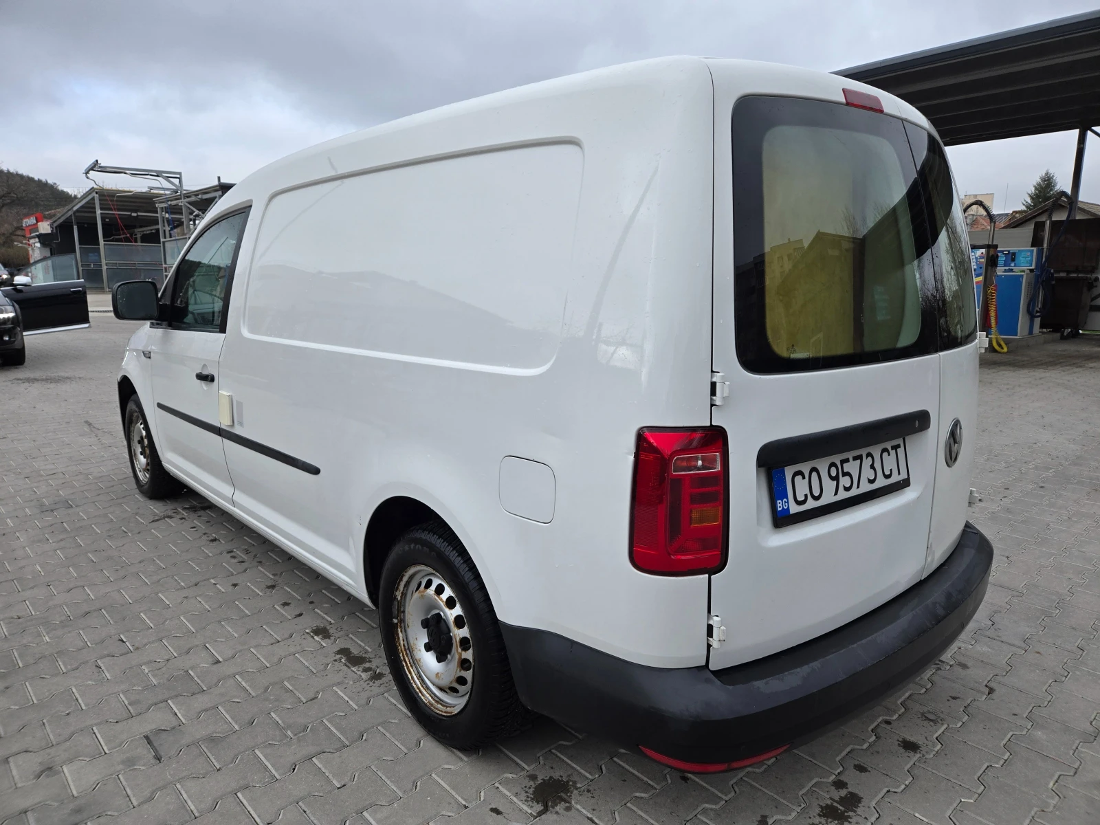 VW Caddy 2.0 TDI Maxi Хладилен Нави Клима Парктроник, снимка 3 - Автомобили и джипове - 54163214