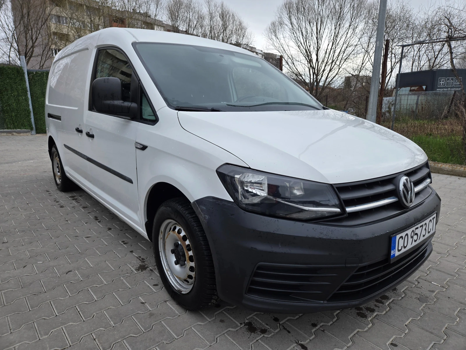 VW Caddy 2.0 TDI Maxi Хладилен Нави Клима Парктроник, снимка 8 - Автомобили и джипове - 54163214