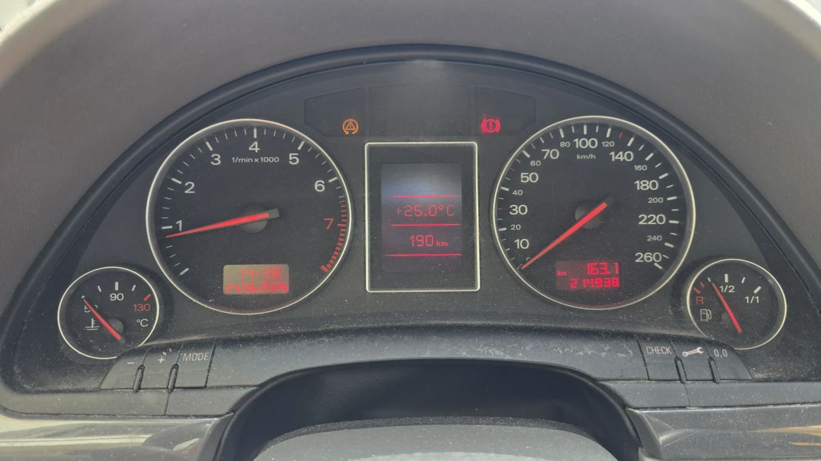 Audi A4, снимка 5 - Автомобили и джипове - 55066075