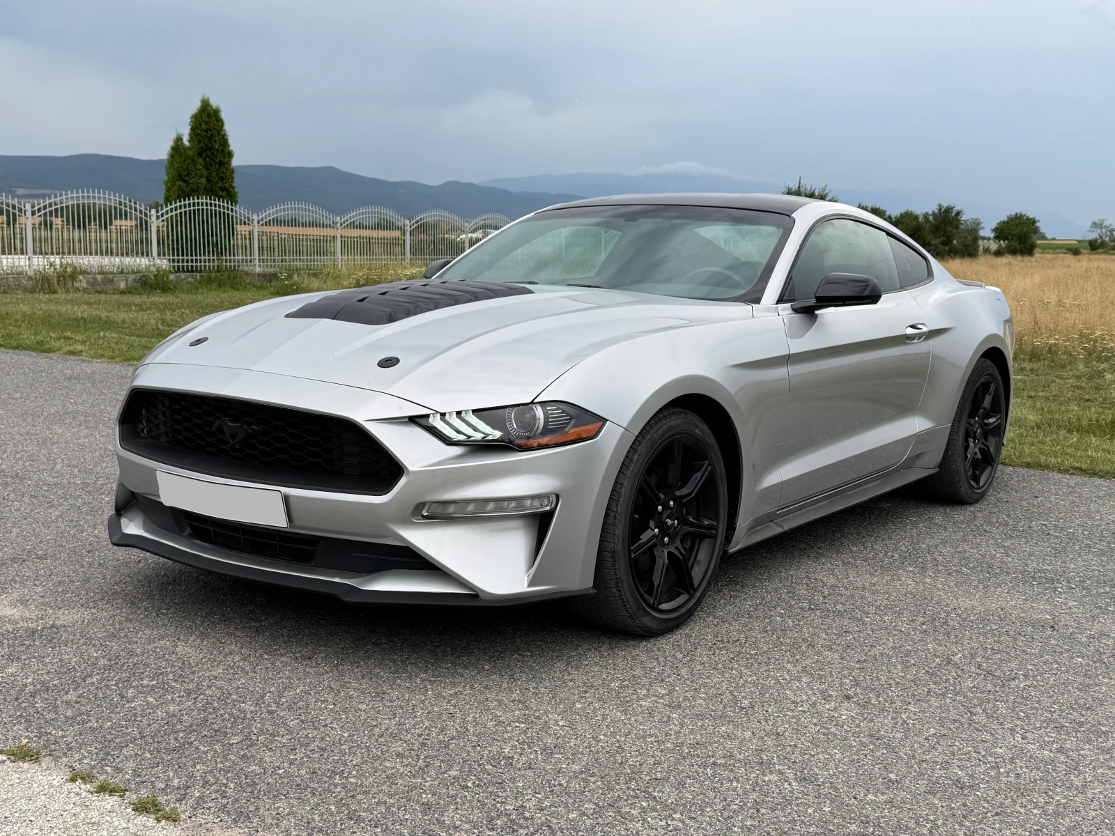 Ford Mustang 2.3 62000km, снимка 4 - Автомобили и джипове - 55270449