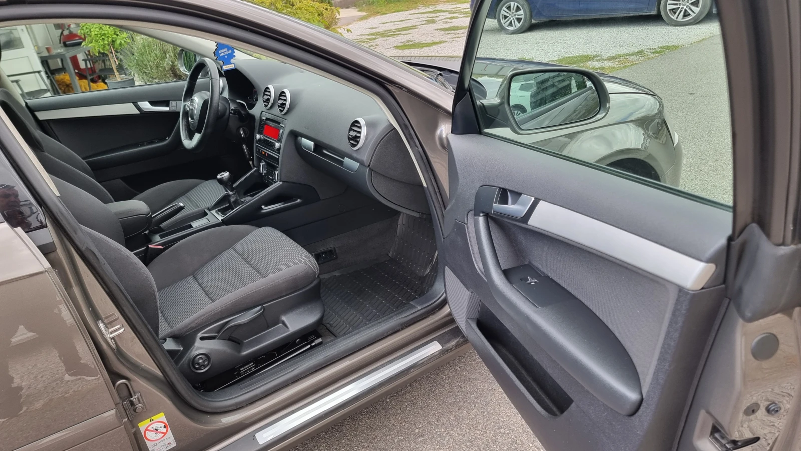Audi A3 2.0TDI 6ck Euro5B, снимка 10 - Автомобили и джипове - 56210818