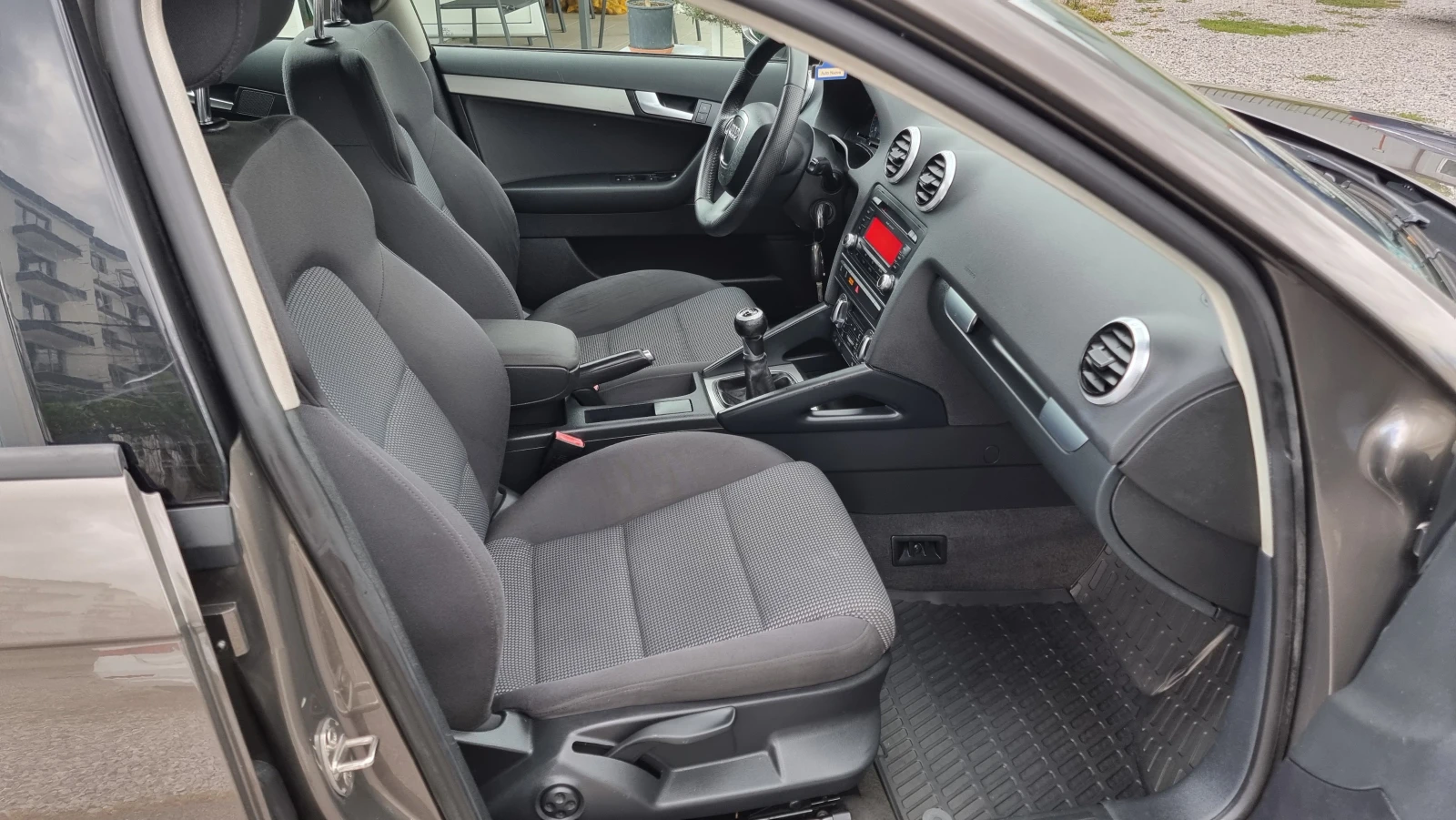 Audi A3 2.0TDI 6ck Euro5B, снимка 11 - Автомобили и джипове - 56210818