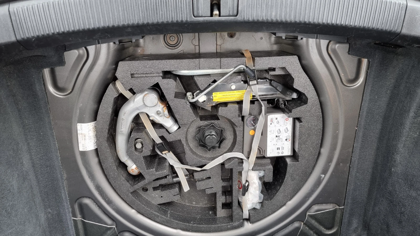Audi A3 2.0TDI 6ck Euro5B, снимка 15 - Автомобили и джипове - 56210818