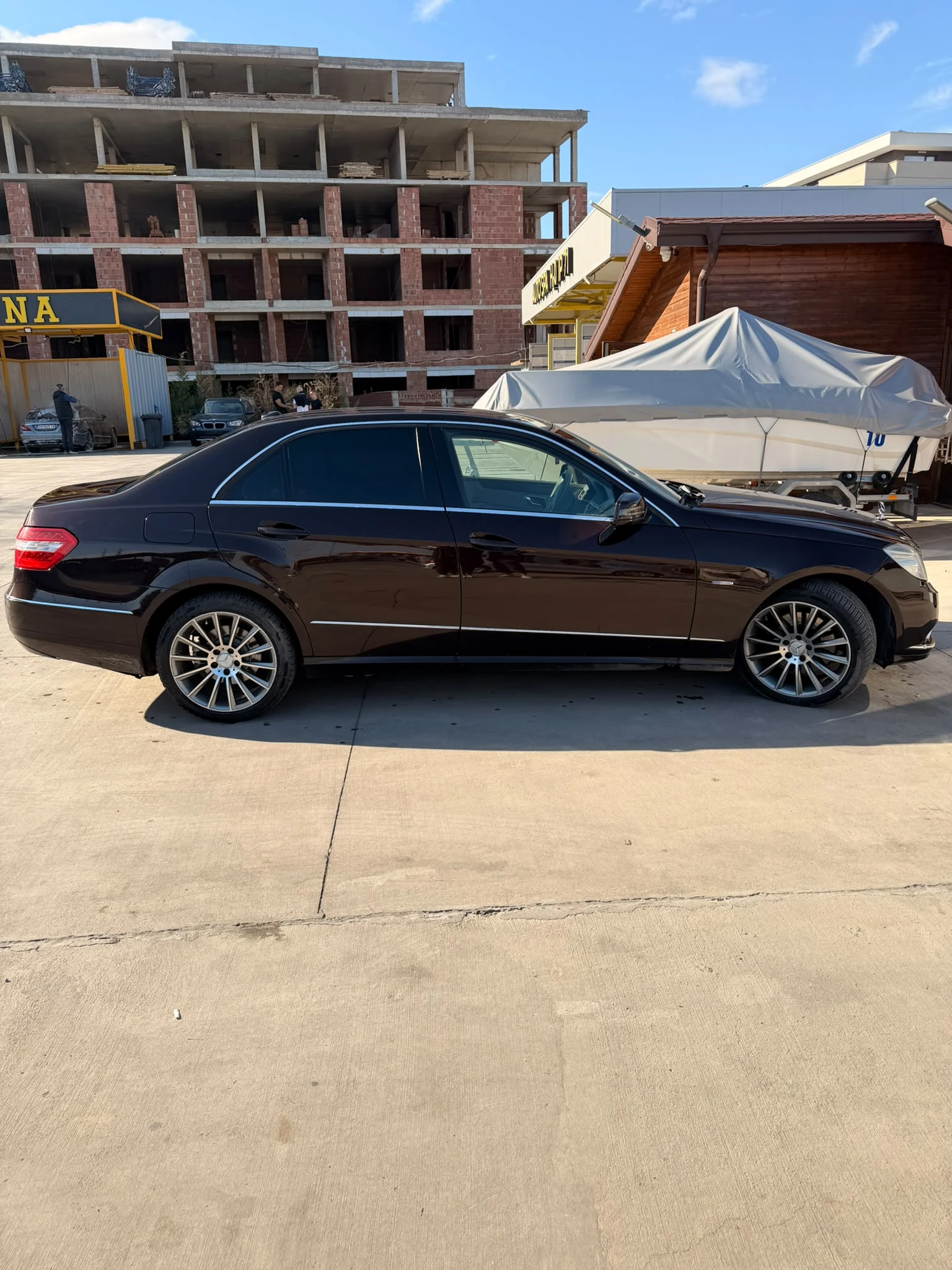 Mercedes-Benz E 250, снимка 6 - Автомобили и джипове - 56554497