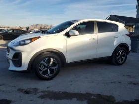 Kia Sportage ПОДГРЕВ* КАМЕРА* КЕЙЛЕС* LANE* ASSIST, снимка 1