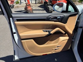 Porsche Cayenne * AWD 4dr * АВТОКРЕДИТ БЕЗ ПЪРВОНАЧАЛНА ВНОСКА*  | Auto.bg — изображение 14
