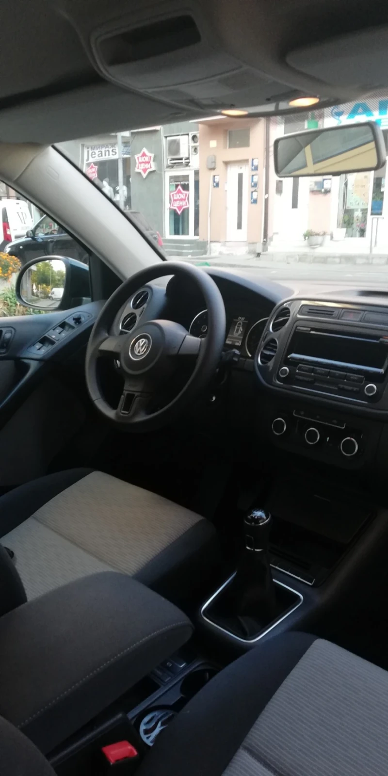 VW Tiguan 1.4 TSI Bluemotion, снимка 7 - Автомобили и джипове - 47651929