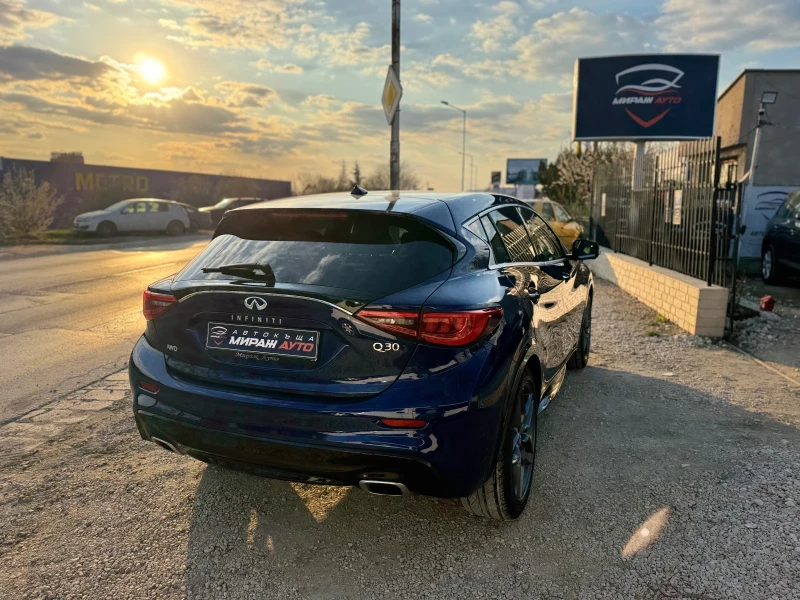 Infiniti Q30 AWD* KEYLESS GO* KAMERA 360* , снимка 4 - Автомобили и джипове - 49583829