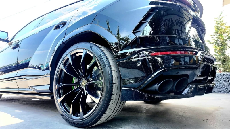 Lamborghini Urus 4.0 FULL BLACK EDITION 700PS CARBON ЛИЗИНГ 100%, снимка 6 - Автомобили и джипове - 51063564