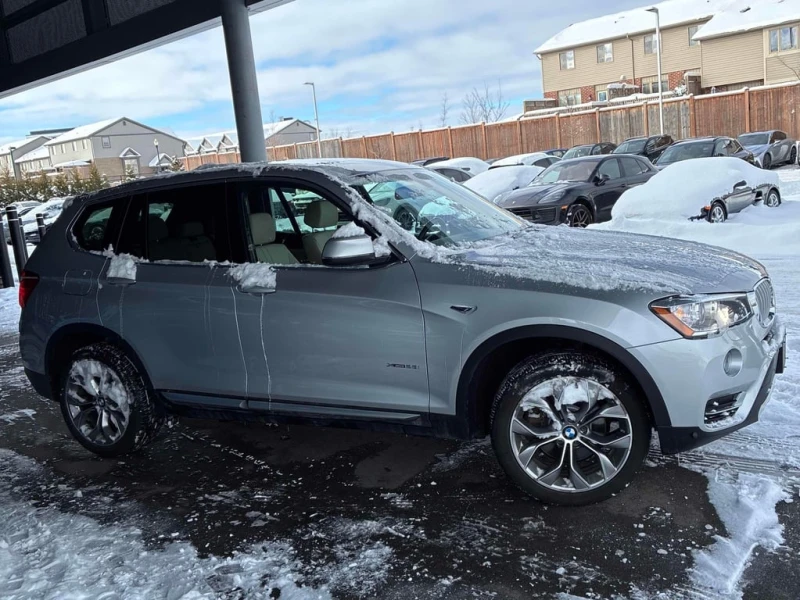 BMW X3 * xDrive28i * CARFAX * БЕЗ ПЪРВОНАЧАЛНА ВНОСКА, снимка 3 - Автомобили и джипове - 52773168