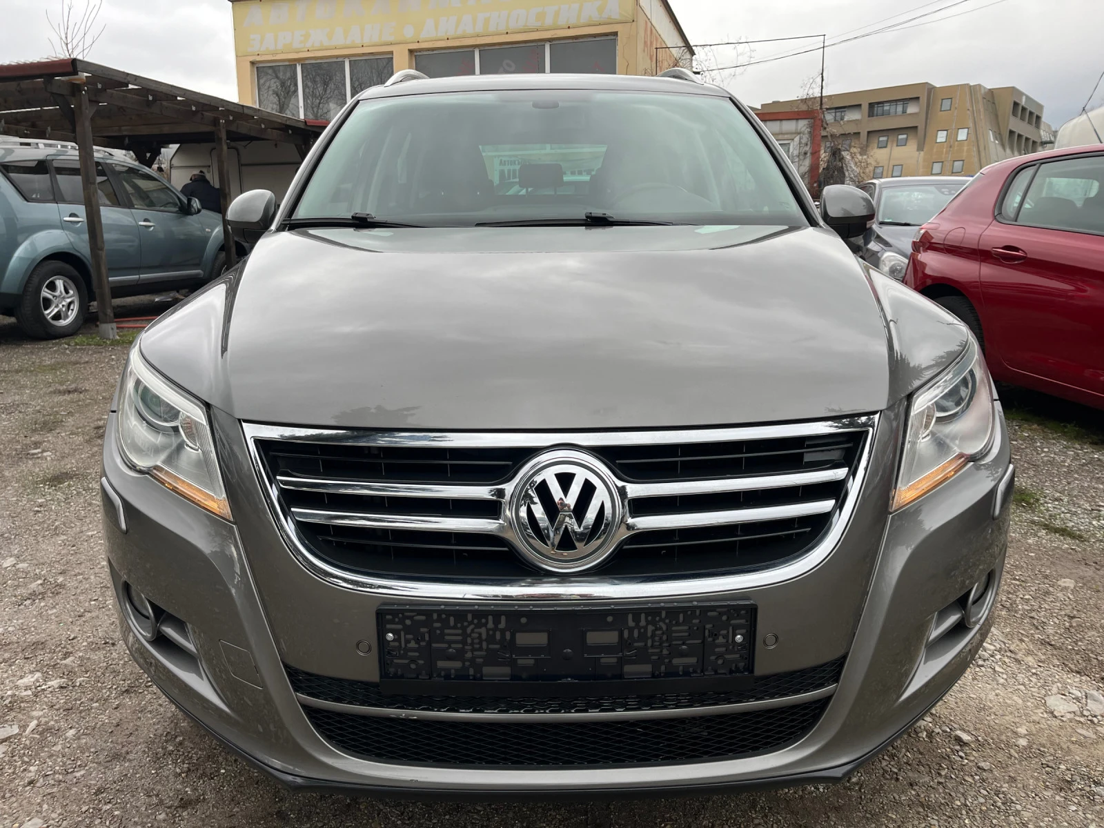 VW Tiguan 2.0-177к.с. 4х4 - изображение 2