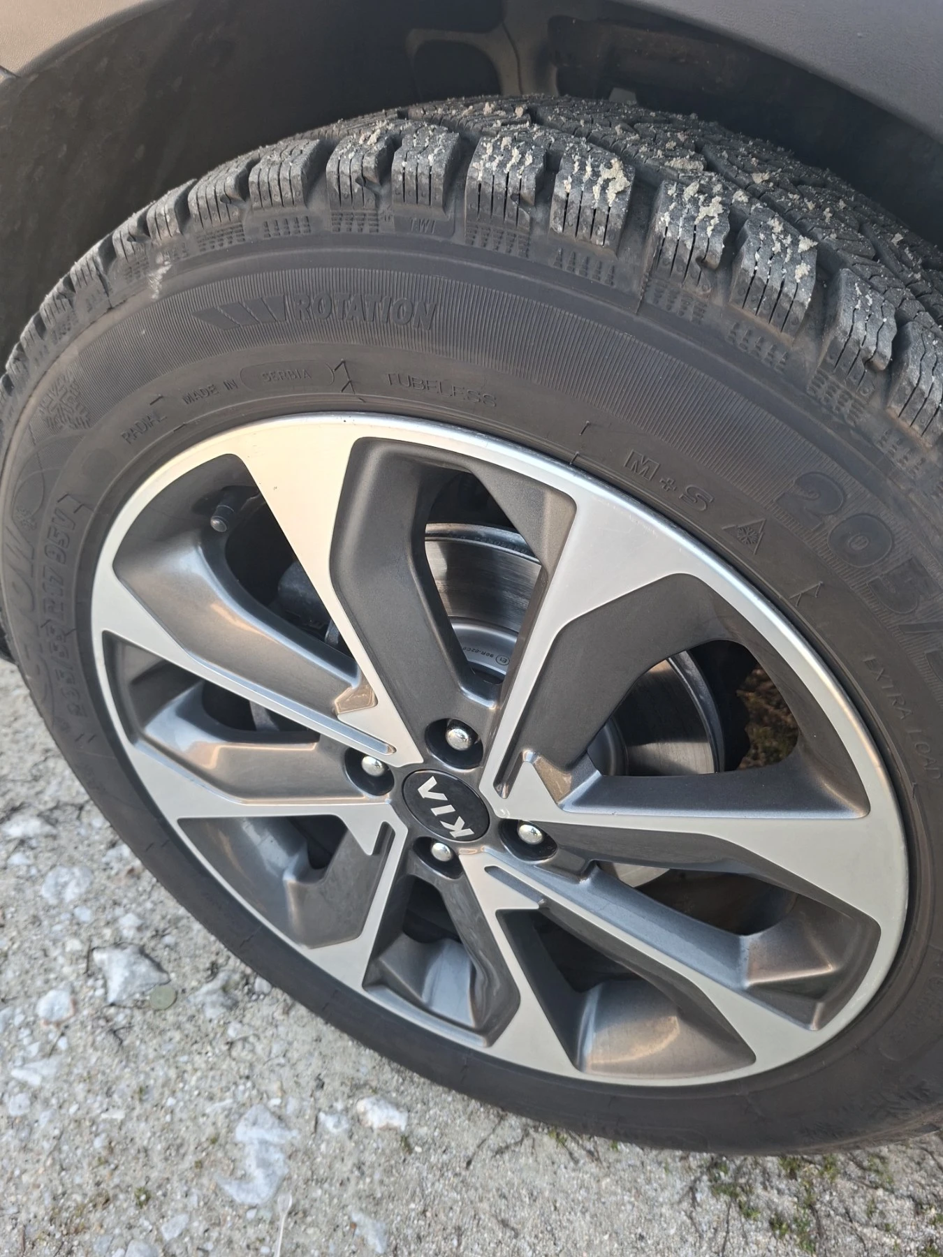 Kia Stonic 1.6 CRDI, снимка 7 - Автомобили и джипове - 53953023