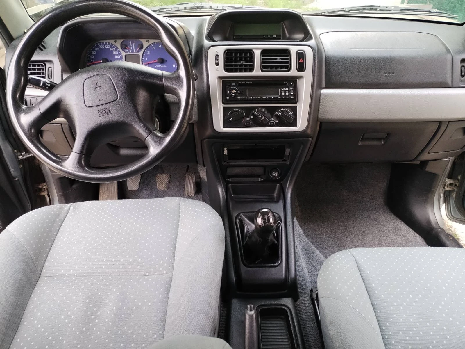 Mitsubishi Pajero pinin 1.8 MPI, снимка 5 - Автомобили и джипове - 54732919