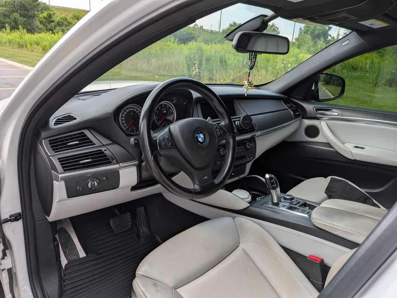 BMW X6 * AWD 4dr * АВТОКРЕДИТ БЕЗ ПЪРВОНАЧАЛНА ВНОСКА* , снимка 5 - Автомобили и джипове - 55680347