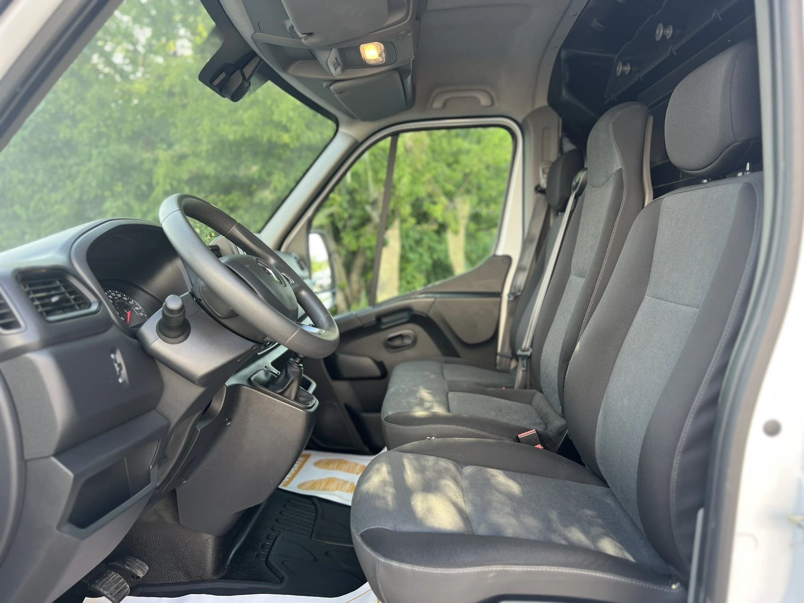 Renault Master L3H2 2.3 dCi / 150 к.с. - изображение 7