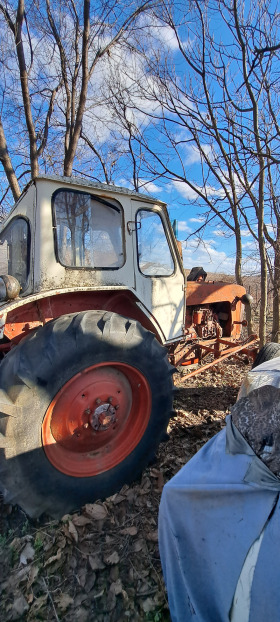 Трактор ЮМЗ, снимка 4 - Селскостопанска техника - 45101389