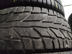 Гуми Зимни 225/65R17, снимка 3