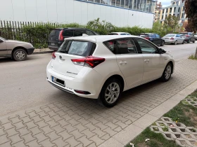 Toyota Auris 1.8 Hybrid e-CVT Facelift, снимка 3