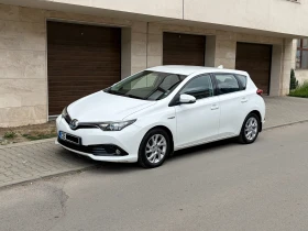 Toyota Auris 1.8 Hybrid e-CVT Facelift, снимка 1