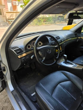 Mercedes-Benz E 280, снимка 1