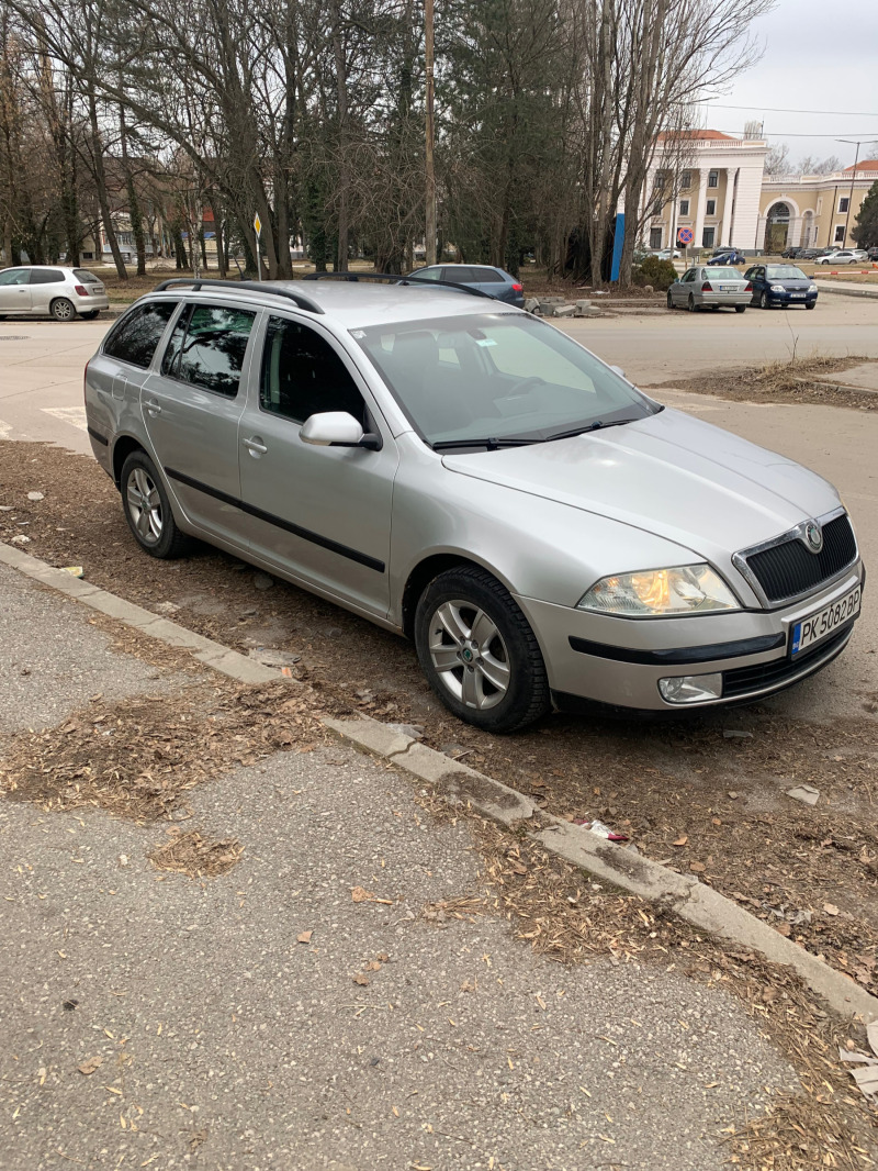 Skoda Octavia, снимка 7 - Автомобили и джипове - 45688869