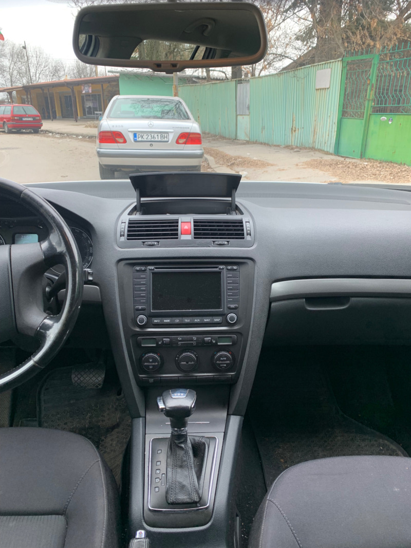 Skoda Octavia, снимка 1 - Автомобили и джипове - 45688869