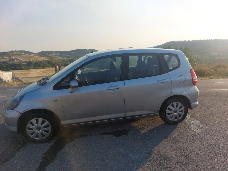 Honda Jazz, снимка 6 - Автомобили и джипове - 48329835