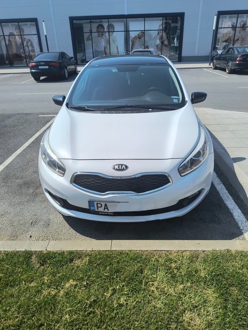 Kia Ceed, снимка 8 - Автомобили и джипове - 51698883