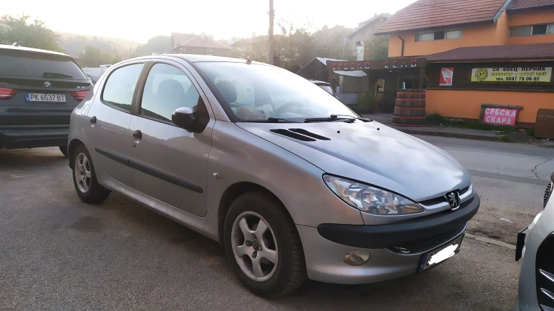 Peugeot 206, снимка 8 - Автомобили и джипове - 49122608