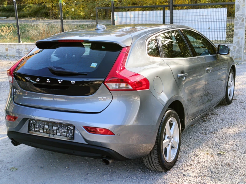 Volvo V40 1.6i T2 Нави, снимка 6 - Автомобили и джипове - 47807468