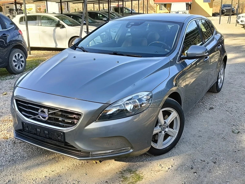 Volvo V40 1.6i T2 Нави, снимка 1 - Автомобили и джипове - 47807468