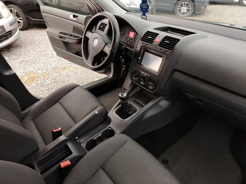 VW Golf 1.9 TDI 4MOTION, снимка 13 - Автомобили и джипове - 48227912