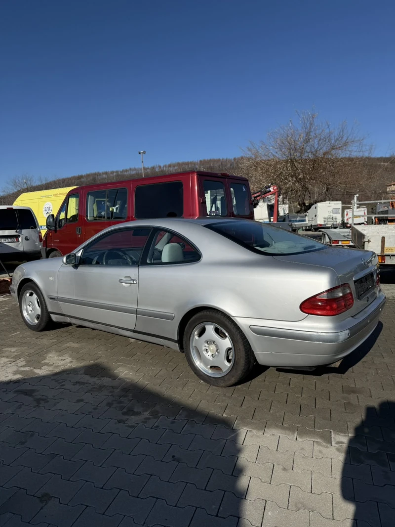 Mercedes-Benz CLK CUPE, снимка 7 - Автомобили и джипове - 49297380