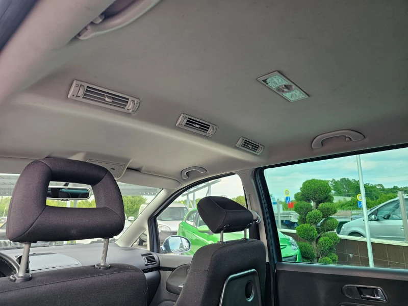 Seat Alhambra 2.0TDI 140кс РЕАЛНИ КИЛОМЕТРИ, снимка 15 - Автомобили и джипове - 50431505