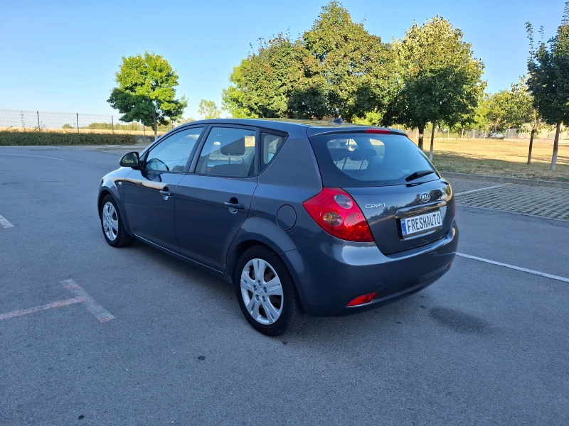 Kia Ceed 1.4Газ BRC, снимка 4 - Автомобили и джипове - 51505736
