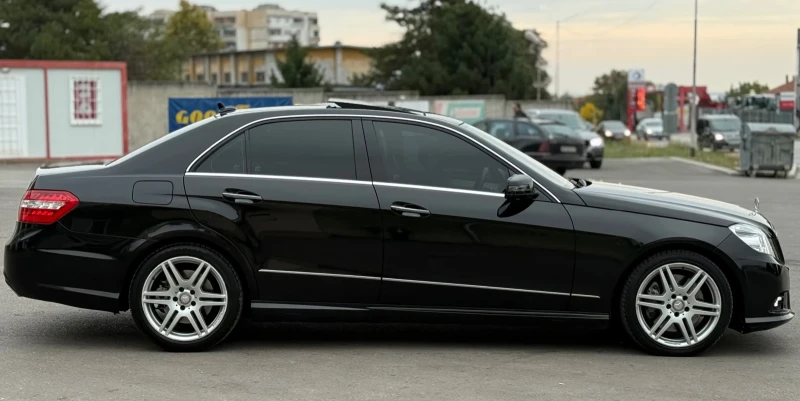 Mercedes-Benz E 500 V8 388к.с * AMG-Packet* * Swiss* , снимка 8 - Автомобили и джипове - 52056779