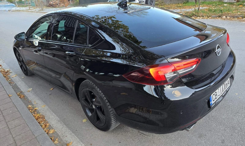 Opel Insignia, снимка 3 - Автомобили и джипове - 52434403