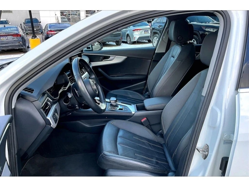 Audi A4 * Progressiv | Navigation | Heated Seats | , снимка 4 - Автомобили и джипове - 53001358