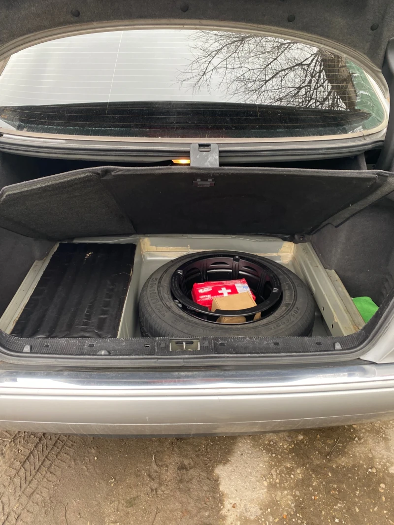 Mercedes-Benz E 250 2.5TD Elegance , снимка 8 - Автомобили и джипове - 53447575