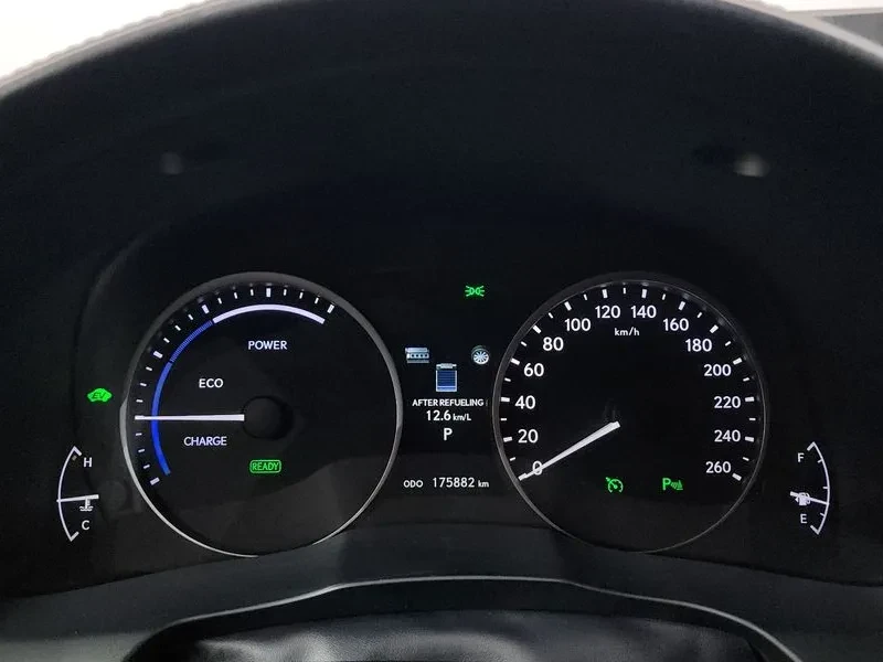 Lexus ES 300 Supreme XV60 Хибрид, снимка 5 - Автомобили и джипове - 55523478