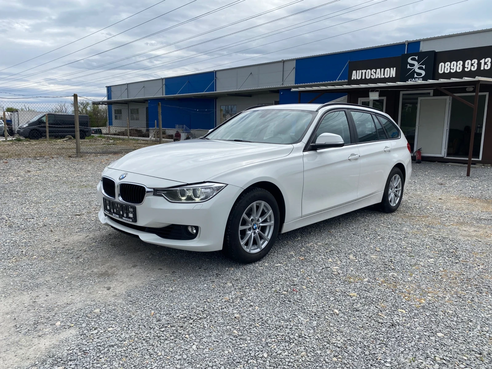 BMW 320 I X-DRIVE - изображение 3