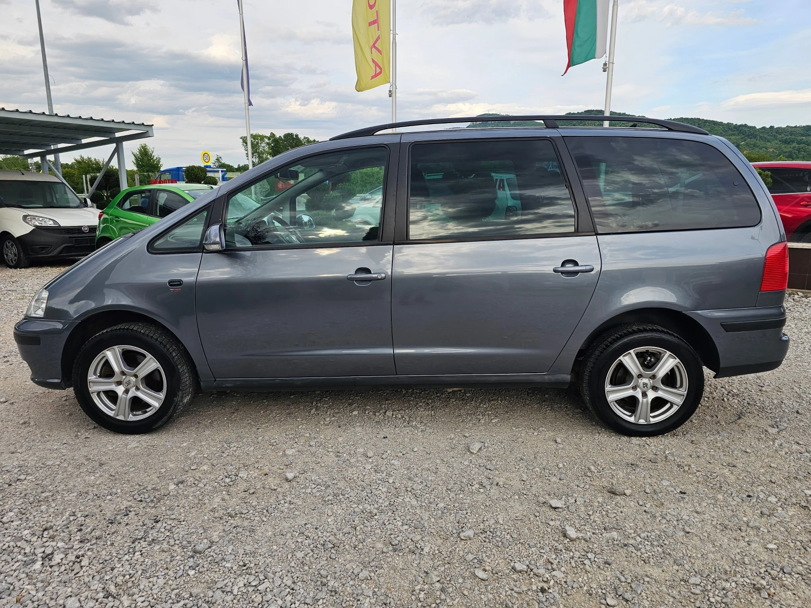 Seat Alhambra 2.0TDI 140кс4X4 РЕАЛНИ КИЛОМЕТРИ - изображение 2