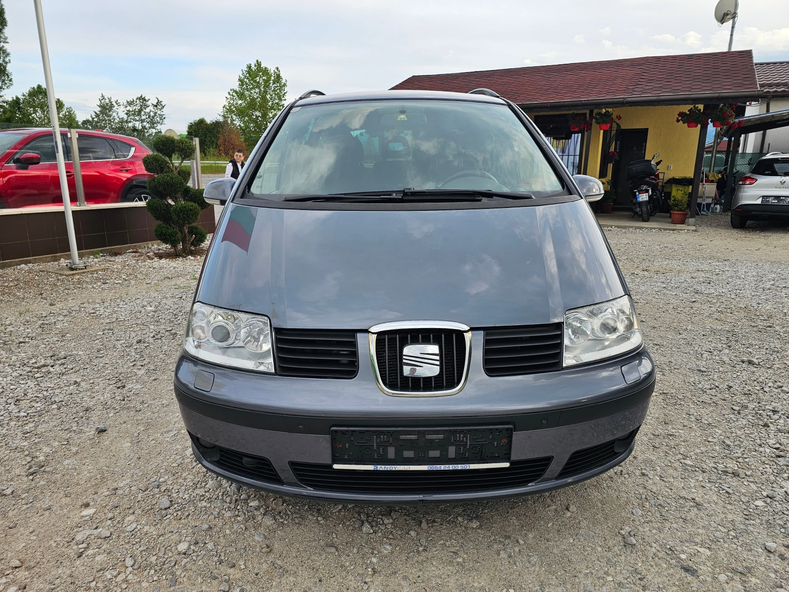 Seat Alhambra 2.0TDI 140кс4X4 РЕАЛНИ КИЛОМЕТРИ - изображение 8