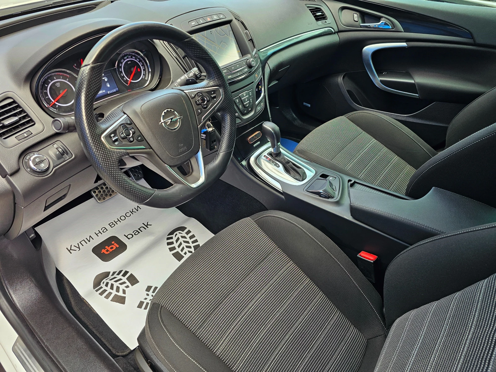 Opel Insignia 2.0i-250kc-4x4-OPC - изображение 8