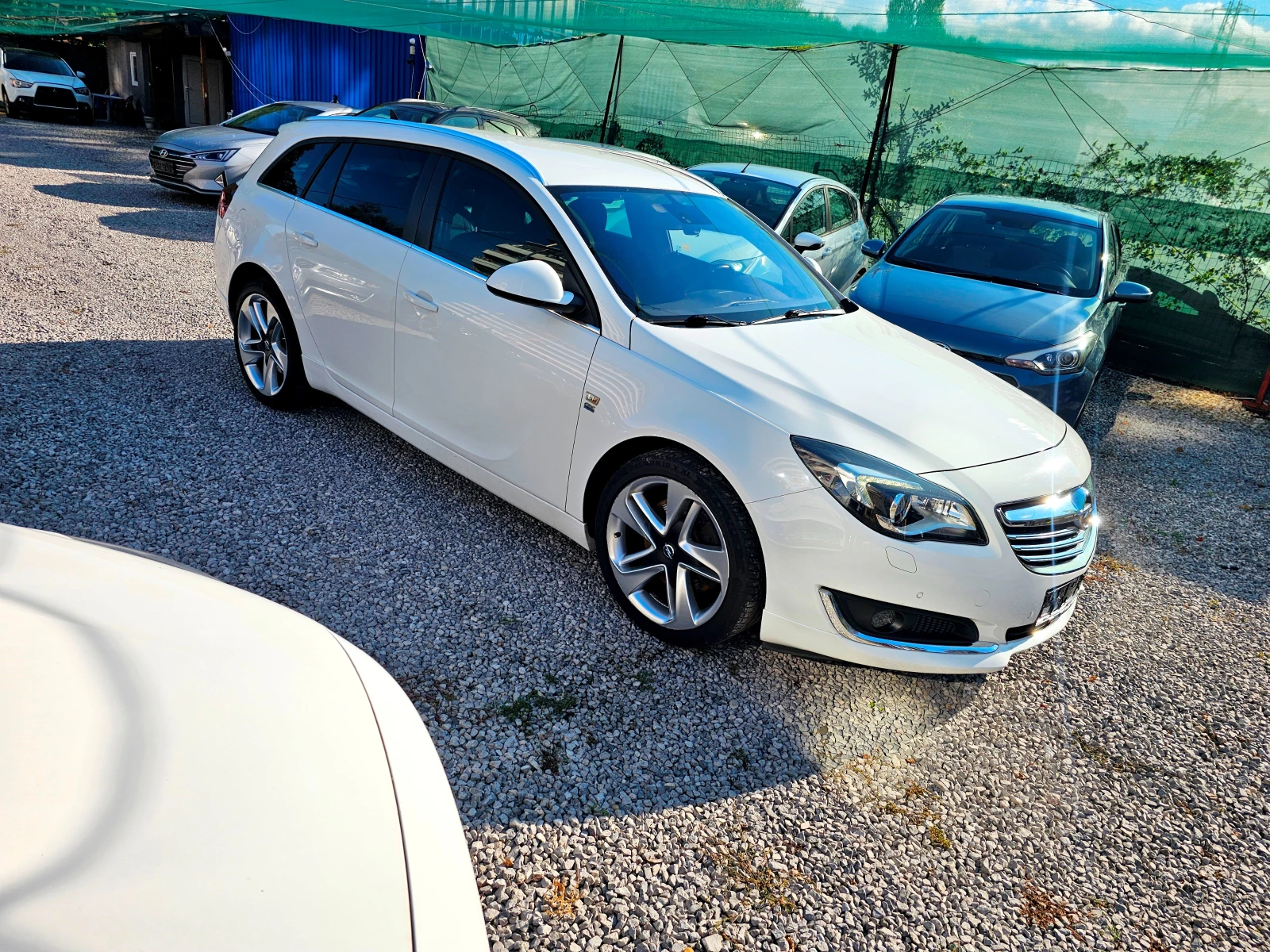 Opel Insignia 2.0i-250kc-4x4-OPC - изображение 3