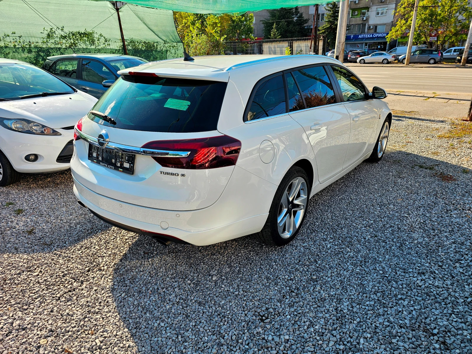 Opel Insignia 2.0i-250kc-4x4-OPC - изображение 4