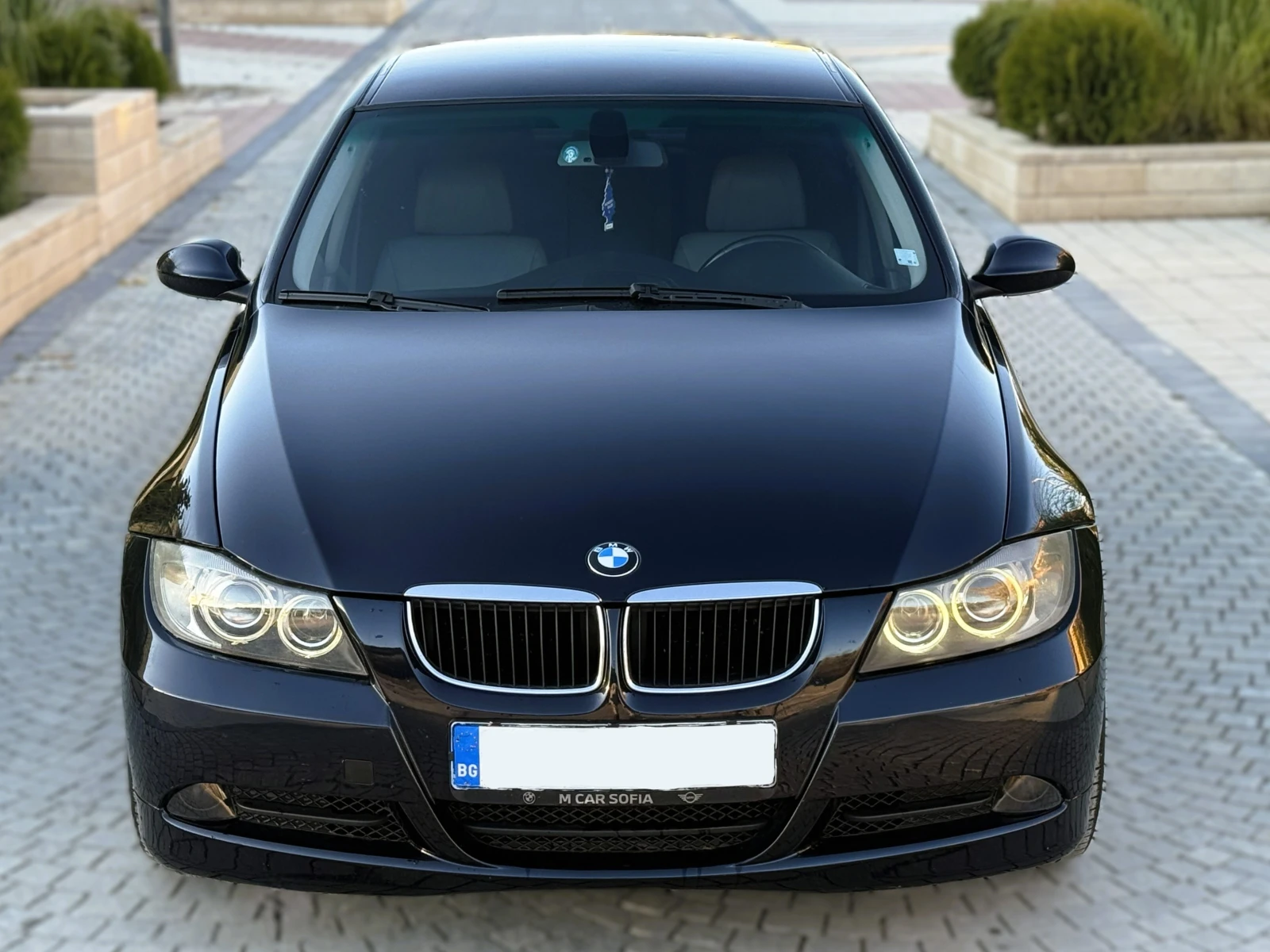 BMW 320 d AUTO - изображение 2