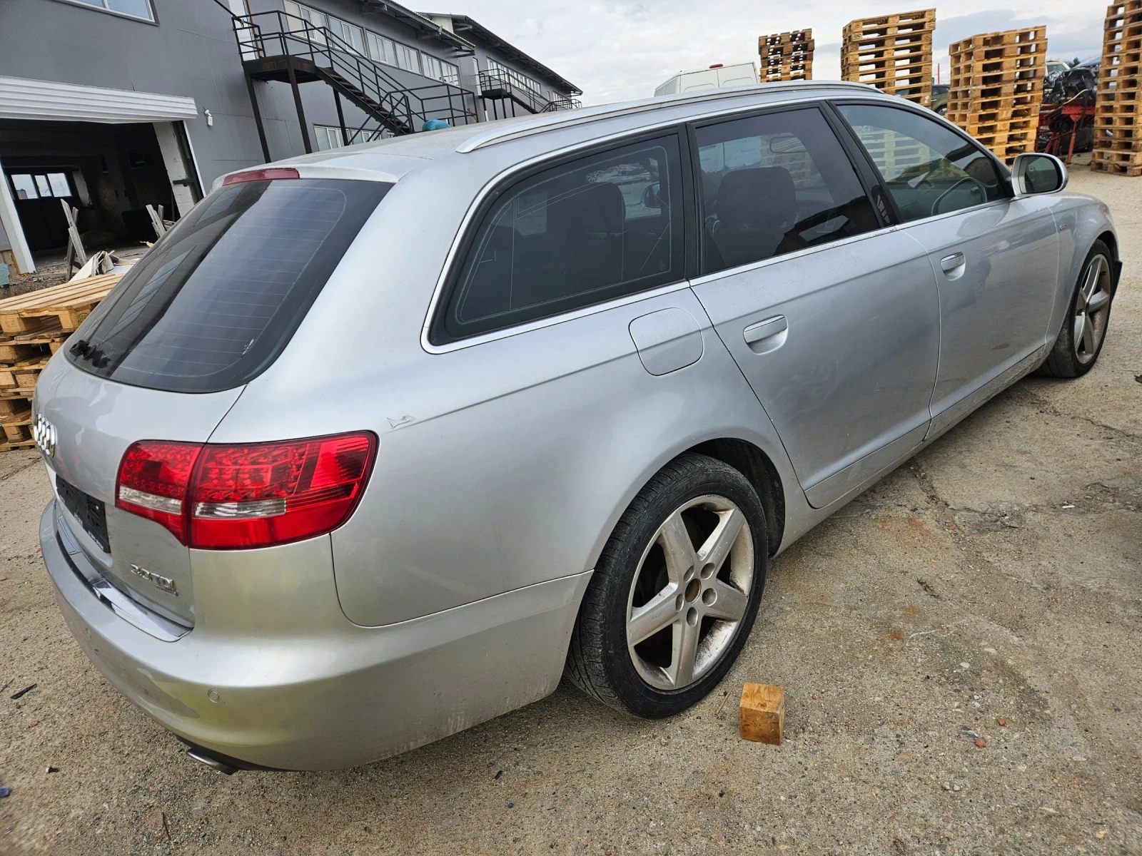 Audi A6 3.0dizel 239ks 2010god-FACE - На части!!, снимка 10 - Автомобили и джипове - 53955554