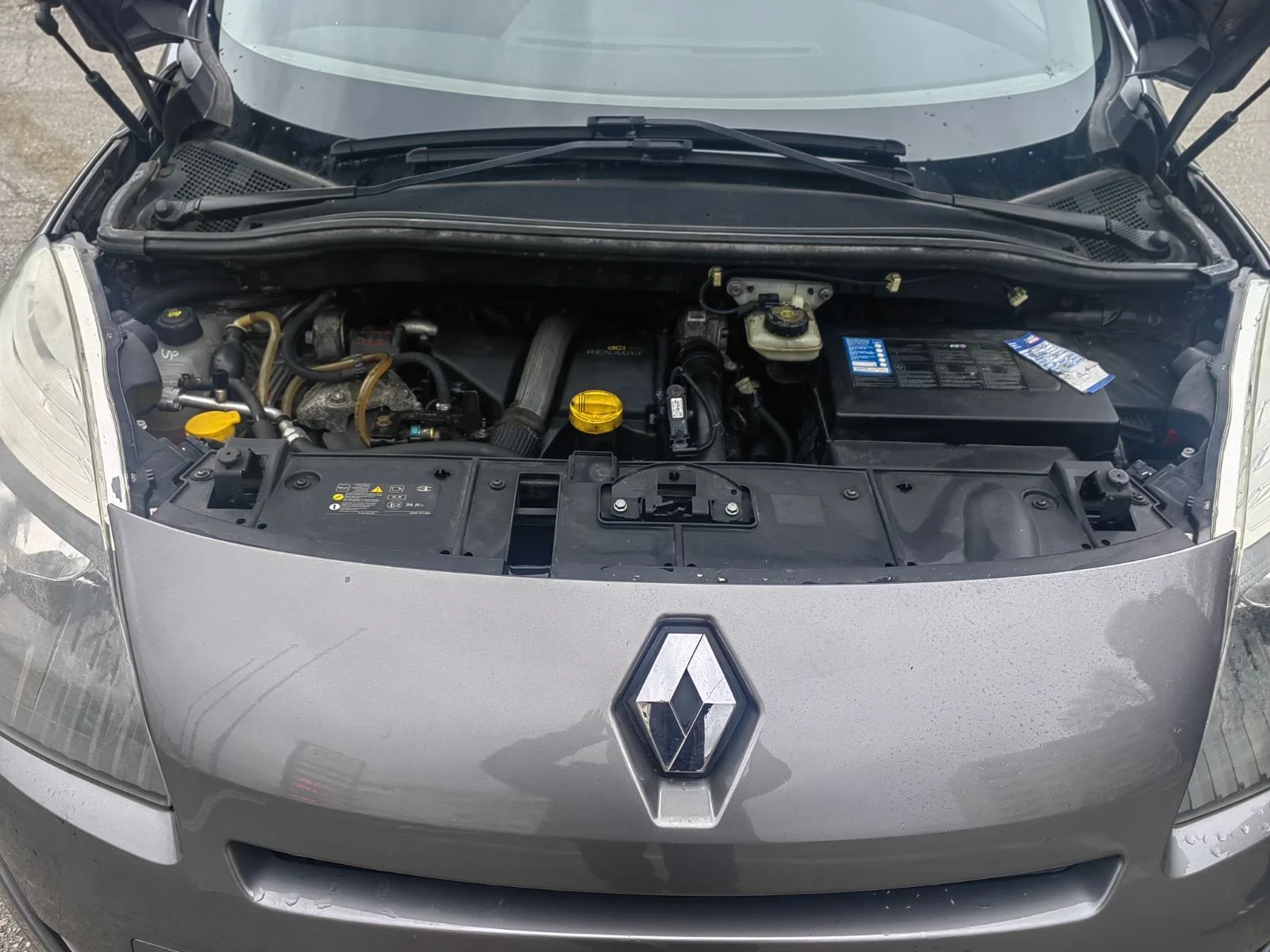 Renault Grand scenic 1.5 DCi, снимка 7 - Автомобили и джипове - 53963225