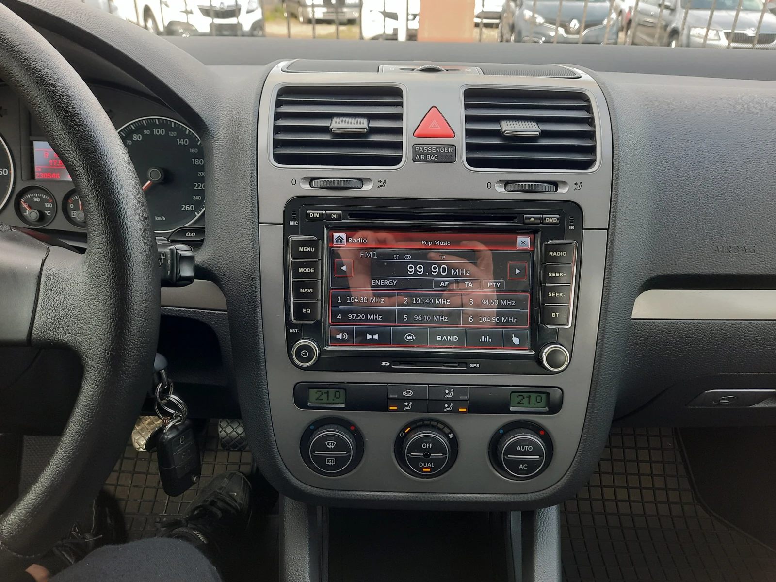 VW Golf 1.9TDI 105ps., снимка 12 - Автомобили и джипове - 54053114